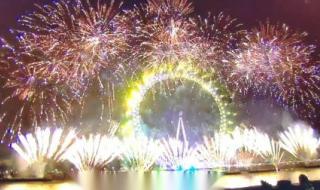 120秒看跨年烟火秀